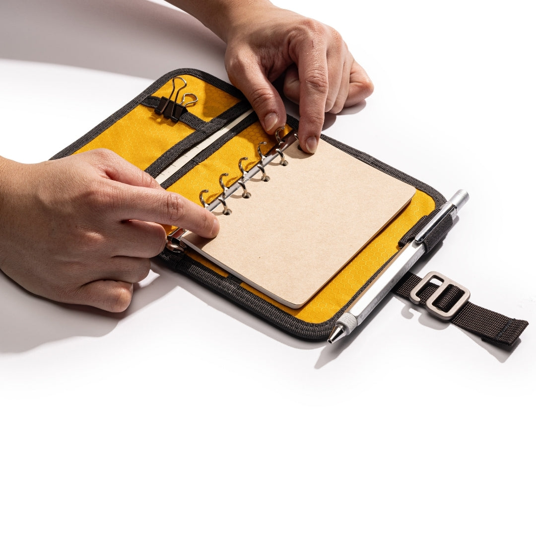 Field Binder A7